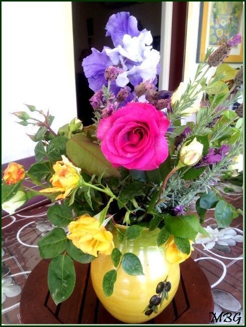 Dans mon jardin...il y a...des fleurs...